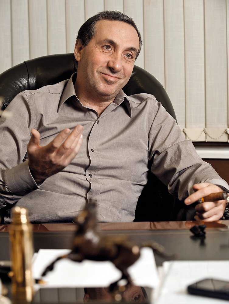 Евгений Гинер