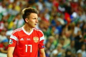 Головин получил травму в игре за сборную